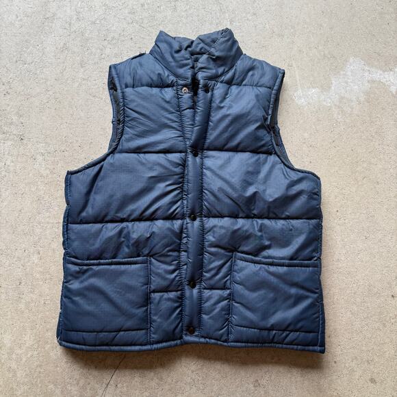 Men's Vintage 80's Navy Blue Snap Winter Outdoor Puffer Vest Jacket Sz Large - Picture 1 of 6